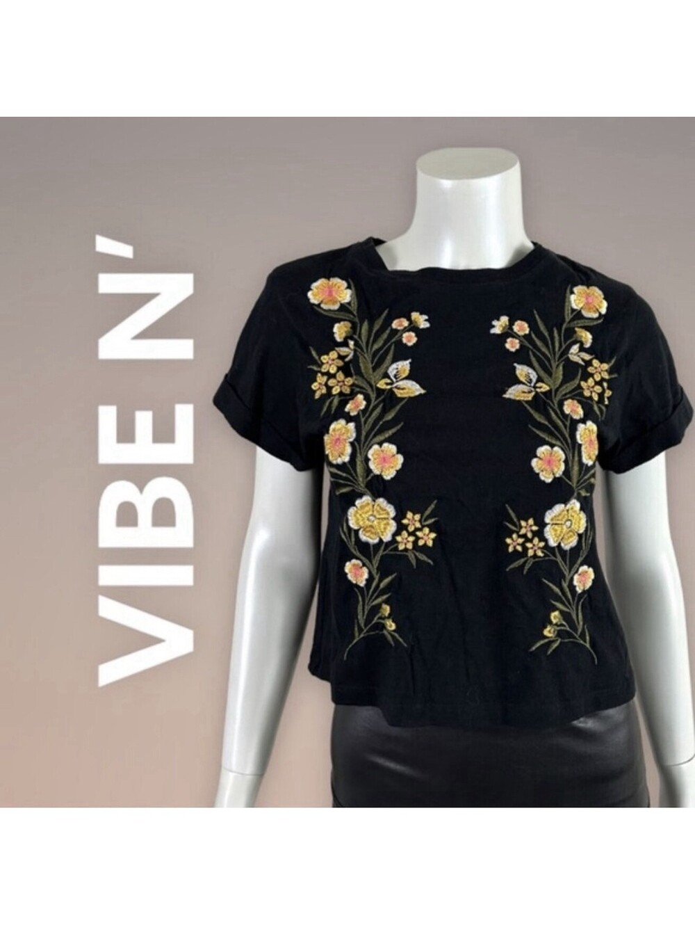 Vibe N' Women's Floral Embroidery Crop Top Black Short Sleeve Size XL Casual